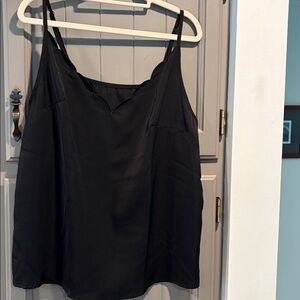 Black Scalloped Neckline Camisole, Adjustable Straps, Size M/L, P2P 19”